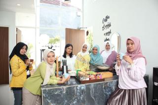 White House Villa Batu with Private Pool - Tlekung - 5