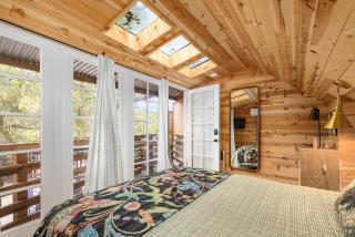 House of Joy Treehouse and Cottage - Cambria - 4