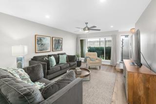 Solana Beach Escape, Beach Access, AC, Pools, Spa, Tennis Courts & Clubhouse Views - 6