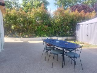 VILLA BELLA avec piscine et jacuzzi - Saint-Fons - 1