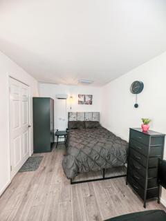 Ensuite Double Room with Kitchen - 9