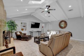 Candlelight Cove - Fire Pit & Close to Main - Fredericksburg - 9