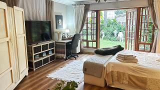 Artzy’s Cottage @77 - Northriding - 3