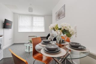 Trafford Stays - Work & Leisure - Manchester - 4