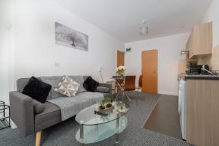 Trafford Stays - Work & Leisure - Manchester - 9