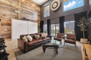 Walk to Broadway, Pool, Gym, Parking at Cowboys & Playboys in Downtown Nashville - 4