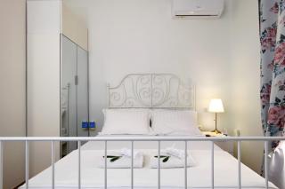 Anastasia Gardens House - - 9