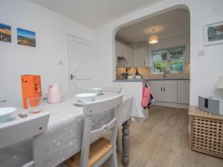 3 Bed in Worth Matravers DC054 - 2