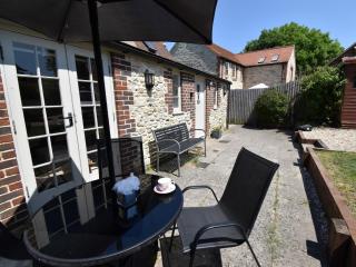 2 Bed in East Chaldon DC025 - - 9