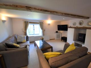 2 Bed in East Chaldon DC025 - - 6