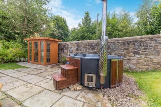 Fence House - Burnley - 8