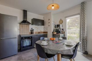 Appartement T2 idéal 2 personnes-150 m de la plage - 8