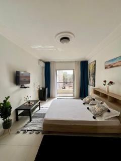 Maison Dhôtes Avec Chambres et Salle de Bain privée, Espace À Partager Couloir et Et Cuisine Pour Un Séjour Convivial aux Ngor Alemadie - Dakar - 7
