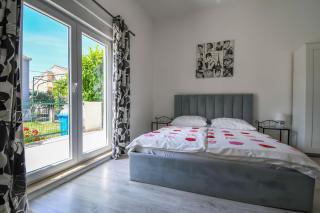 Apartments Tomo - 3km from Split airport - Kaštela - 8