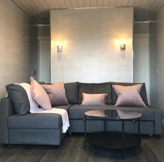 Birchwood Lodge at The Boatyard Glamping Lodges - Killyhevlin - 5