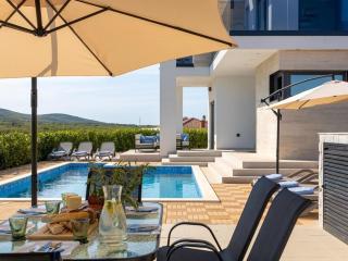Villa Miravento Grand Lakeside Retreat - Balatonakali - 2