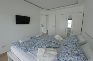 Danka Pool House - 5