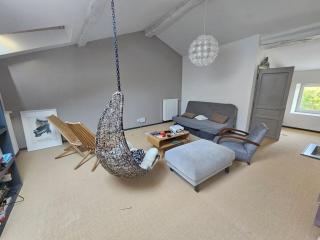 Family home with pool - 7