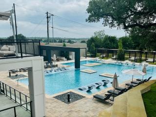 Cozy 1BR Near Domain Pool &Gym - Austin - 9