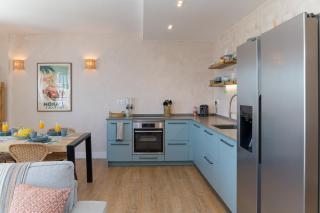 Harbor Luxury - Sea View, Beach , Old Town, 2BR , by Tarifa Rent - 2