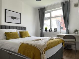 Home in Kelso Gardens-Woodhouse - Central Station - 0