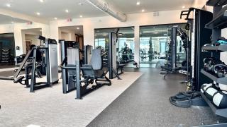 Upscale 2 Bed Apt Pool & Gym - Austin - 4