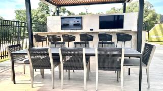 Upscale 2 Bed Apt Pool & Gym - Austin - 1