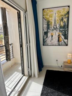 Maison Dhôtes Avec Chambres et Salle de Bain privée, Espace À Partager Couloir et Et Cuisine Pour Un Séjour Convivial aux Ngor Alemadie - Dakar - 9