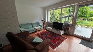 Cozy Garden Apartment near Train Station & Nature - Burgthann - 6