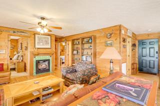 Lakefront Sparta Cottage with Decks and Boat Dock - Sparta - 5