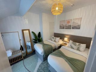 2 Bedroom Cozy Home Sleeps 6 with 1Gb Wi-Fi near Durham & Darlington - 8