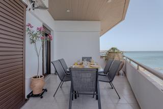Eclectic Vintage Apartment- Sea View Perfection, Hersonissos, Crete - Limín Khersonísou - 3