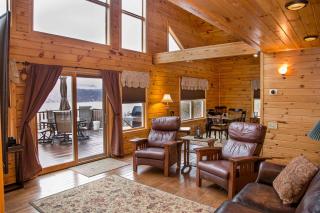 Hilltop on Keuka - - 2