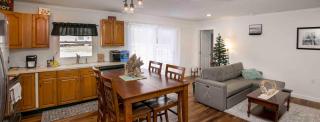 Blue Bungalow - - 8