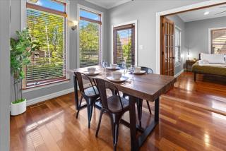 Huge Downtown Retreat with Free Parking - 2