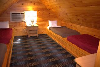 Pilgrim Inn & Cottages - 1