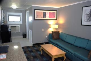 Pilgrim Inn & Cottages - 5