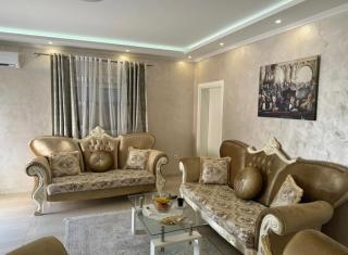 Privatna kuca - - 3
