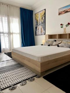 Maison Dhôtes Avec Chambres et Salle de Bain privée, Espace À Partager Couloir et Et Cuisine Pour Un Séjour Convivial aux Ngor Alemadie - Dakar - 0