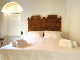 Historic Charm with Whirlpool - Motta Apartments - 8