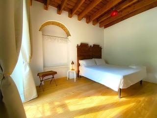 Historic Charm with Whirlpool - Motta Apartments - Como - 1