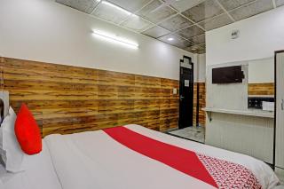 Hotel O Umen Hotels - Noida - 0