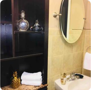 Grande Lux Room- Boutique Style-20mins to MetLife Stadium, NY NJ - 1