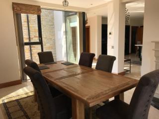 Serene Luxurious Haven with Sea Views Letterkenny Rooms - Letterkenny - 3