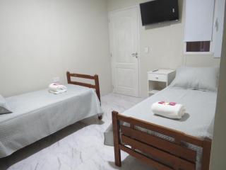 HABITACIONES y DEPARTAMENTO TERMINAL - Puerto Madryn - 5