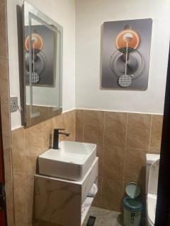 Sleepeaze Hotel - Afienya - 2