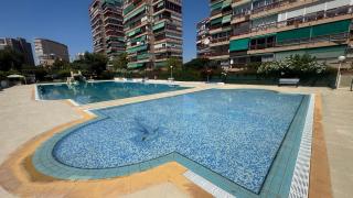 Apartamento con vistas al mar y piscina en Alicante - Alicante - 6