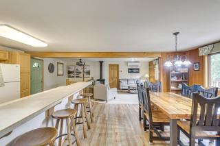 Scenic Forest Lodge Outside Glacier National Park! - West Glacier - 8