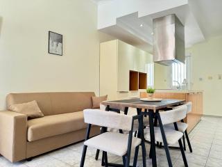 Spacious & Cozy Apartment, with big yard, in Kos - Kos-Stadt - 0