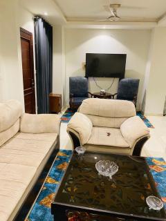 Urban Edge Hotel Apartments - Islamabad - 3